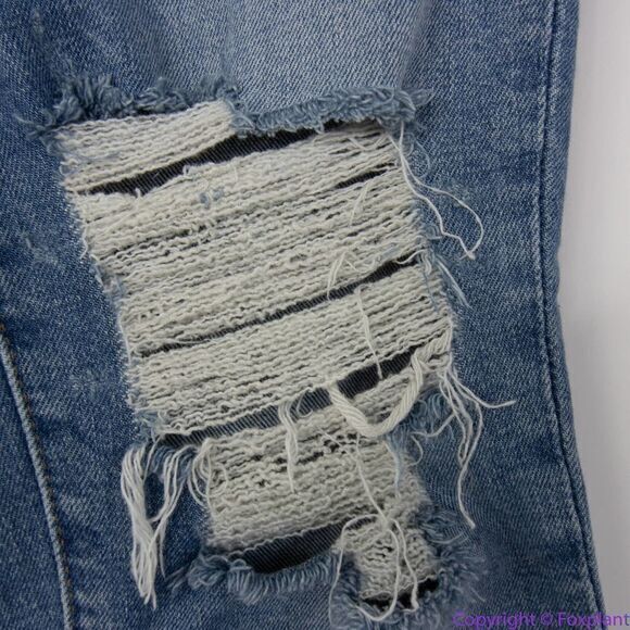 Madewell The Perfect Vintage Jean in Denman Wash, 27‎ - Picture 9 of 16